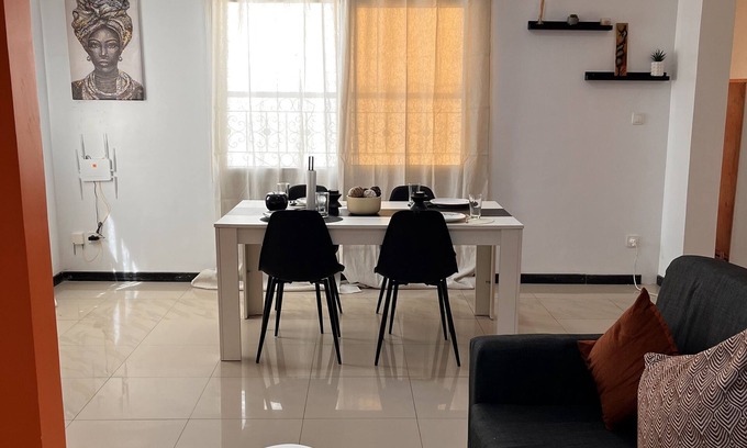 Ouakam Apartment | Studio Proche du Monument de la Renaissance
