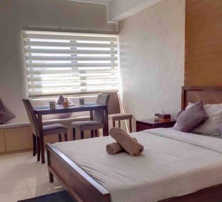 Mabolo Apartment | Studio Unit near Ayala and SM Cebu with FREE Netflix, Disney plus and YouTube
