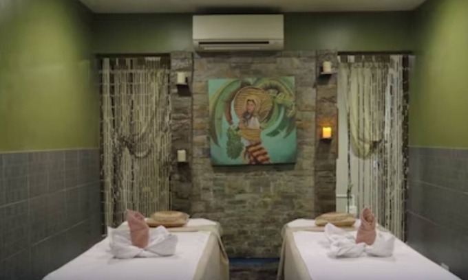 Tagaytay Apartment | Studio Unit! Retreat in Tagaytay with Breakfast