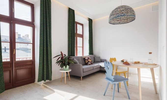 Srodmiescie Apartment | Studio with balcony in the heart of Łódź - Apartment IV