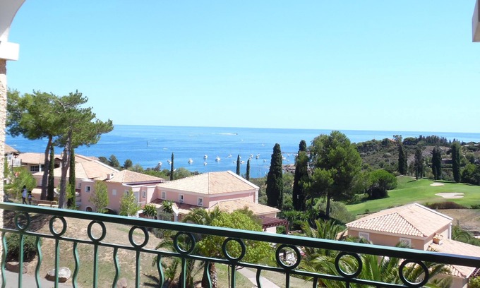 Cap Esterel Apartment | Studio with sea view, 4/5 people