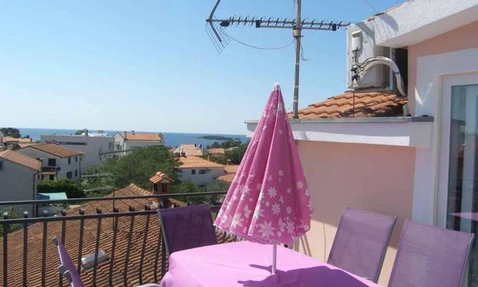 Rovinj Apartment | Studio with sea view and air conditioning.
