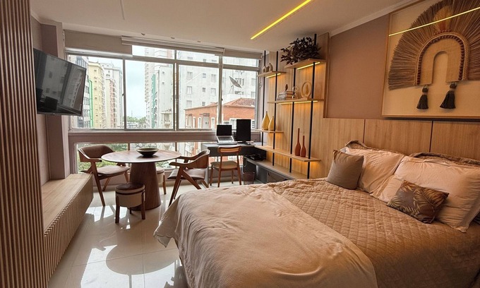 Boqueirao Apartment | Studio with unobstructed sea views, luxury and comfort 1 block from the beach!