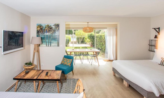 Saint-Tropez Apartment | Studios 10 & 11 BY HOTEL DES LICES