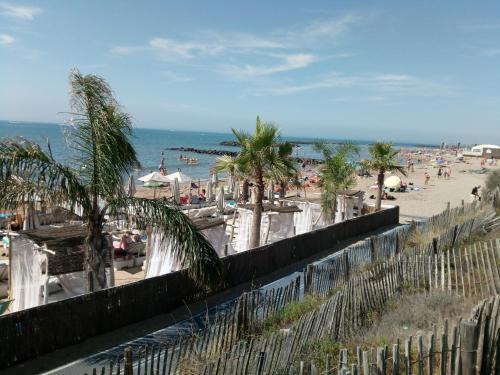 Vias House | Studios - Bord de Plage