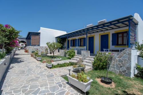 Logaras House | Studios Prombona To Petrino Spiti