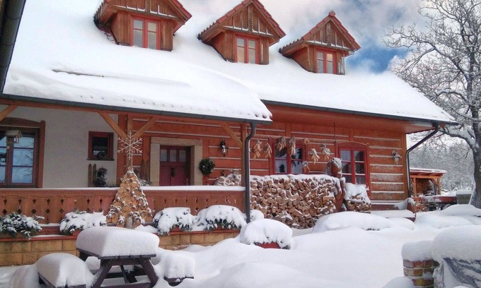 Uhlejov Villa | Stunning private villa for 24 guests with private pool, WIFI, TV, terrace and pets allowed