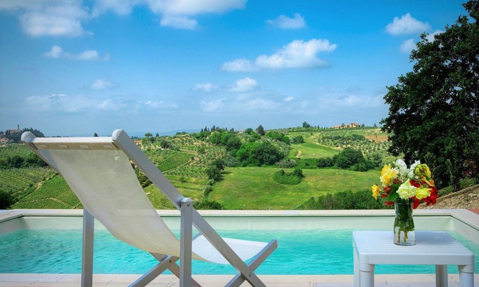 Tavarnelle Val di Pesa Villa | Stunning private villa with WIFI, private pool, A/C, hot tub, TV, patio, close to Greve In Chianti