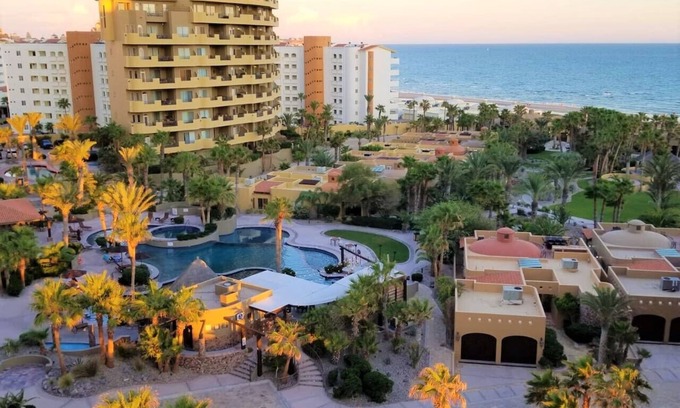 Puerto Penasco Apartment | Stunning 2-Bedroom Condo at Bella Sirena – Ocean Views, Pools, and Beachfront Bliss!