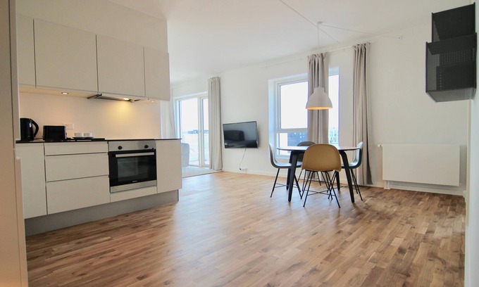 Amager Apartment | Stunning 2-BR with balcony & beautiful views - 169