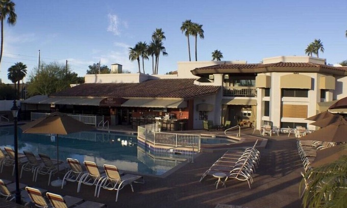 Arcadia Condo | Stunning 2BR Condo with Garden at Scottsdale Camelback Resort