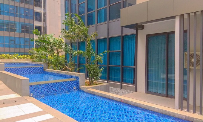 Jakarta Hotel | Stunning 3Br Apartment at Casa Grande Residence