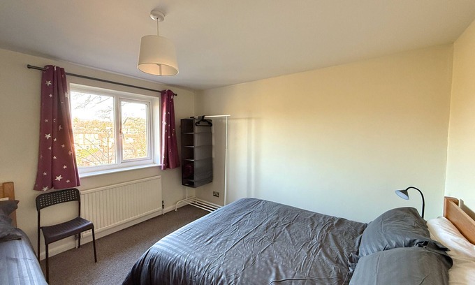 Sheffield House | Stunning 4- BR Townhouse for 8