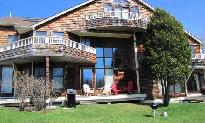 Rangeley Condo | Stunning 4bd/2.5b condo, beach access Rangeley Lake, close to town & Saddleback