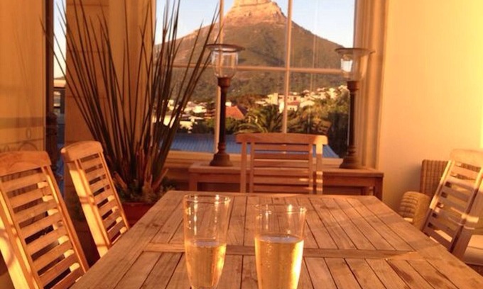 Camps Bay Villa | Stunning 5 bedroom , 5 bathroom Camps Bay House, with sea and mountain views