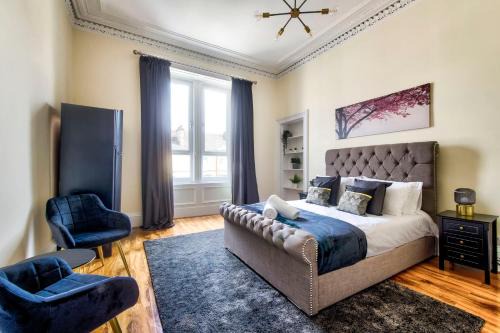Pollokshields Apartment | Stunning 5 bedroom apt, close to city centre, SEC, Hydro and motorway