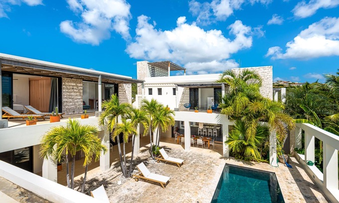 Sabadeco Villa | Stunning 5 bedroom villa Kas Mondi with private pool and ocean view