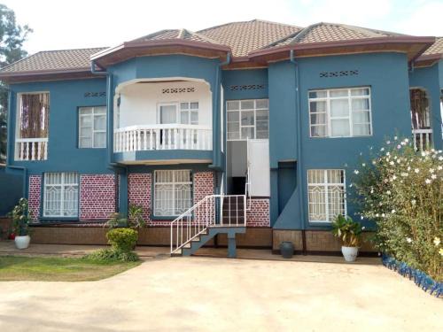Kigali Apartment | Stunning 6-Bed Apartment in Kigali