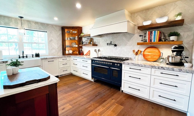 Reno Other | Stunning 7-Bedroom Ranch House with Pool/Hot Tub & Fire Features – Near Casinos!
