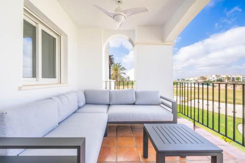Roldan Apartment | Stunning apartment at La Torre Golf Resort MO6022L
