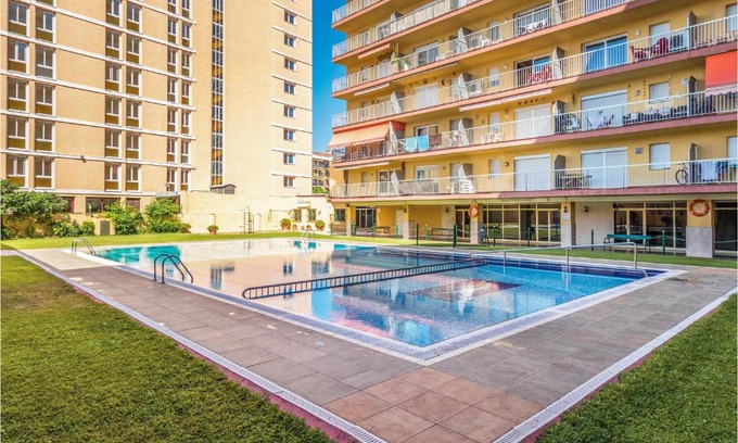 Malgrat de Mar Apartment | Stunning apartment in Malgrat de Mar with 2 Bedrooms, WiFi and Outdoor swimming pool