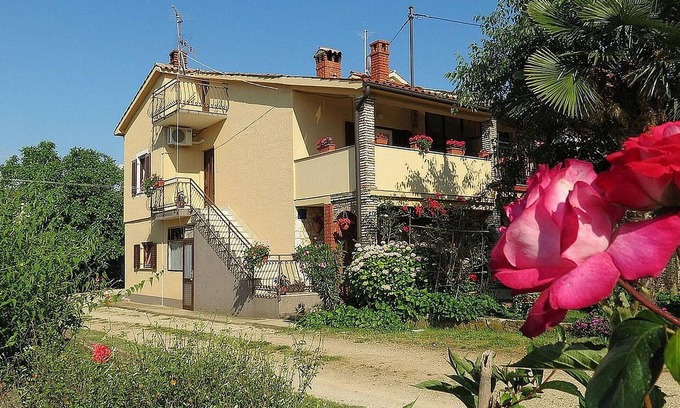 Rosini Apartment | Stunning apartment in Tar-Vabriga
