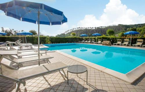 Monteluiano Apartment | Stunning Apartment In Gubbio With Wifi