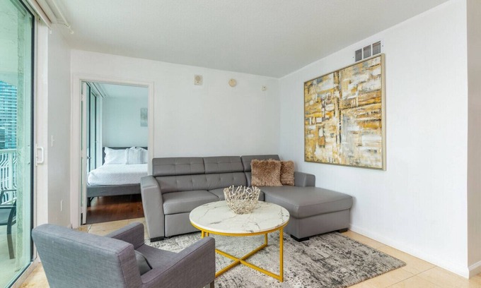 Brickell Condo | Stunning Clean 3BR APT @Brickell, Free Parking