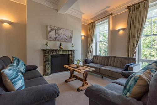 Reading Apartment | Stunning flat next to town centre Long-stay discount