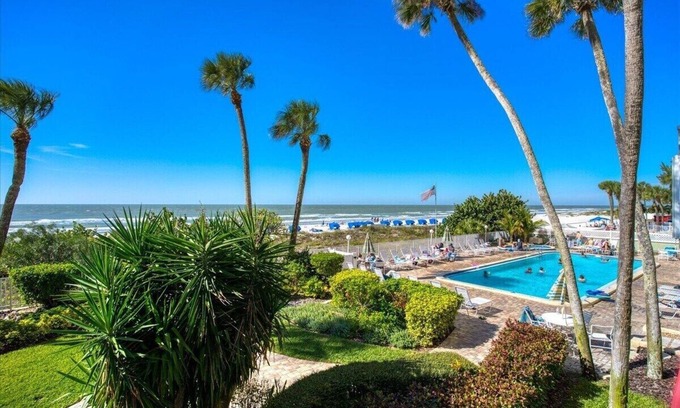 Indian Shores Apartment | Stunning Gulf of Mexico Views @ Beachfront 3Br2Ba 9th Floor Blue Harbors Retreat