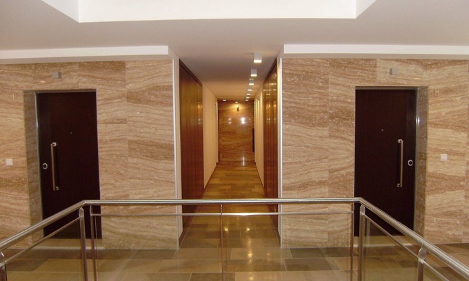 Sao Martinho do Porto Apartment | Stunning high spec apartment with heated pool