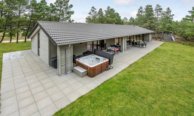Blavand House | Stunning home in Blåvand with WiFi