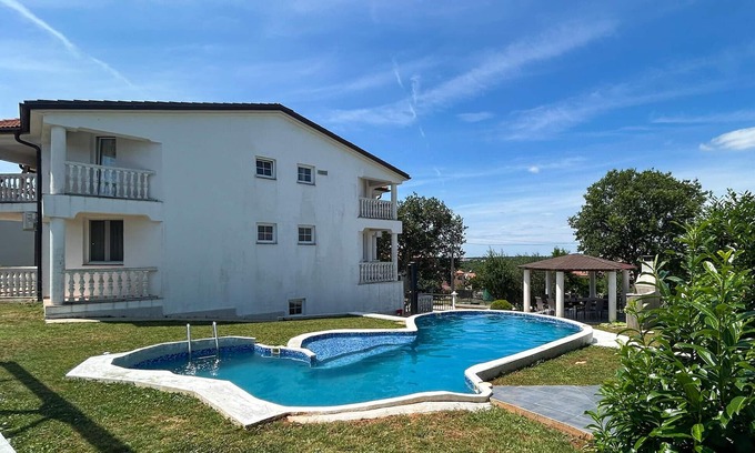 Zbandaj House | Stunning home in Porec