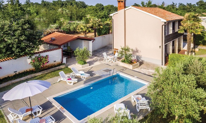 Marcana House | Stunning home in Segotici with WiFi