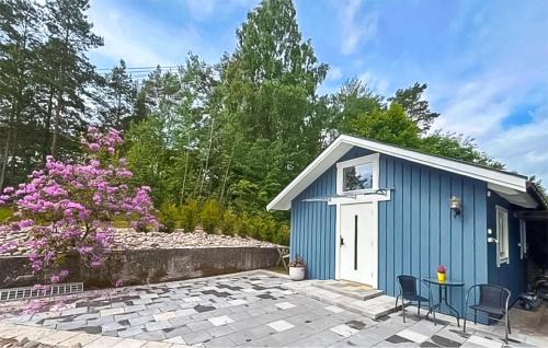 Sunningen House | Stunning Home In Uddevalla With Kitchen