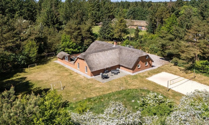 Øby House | Stunning home in Ulfborg with sauna