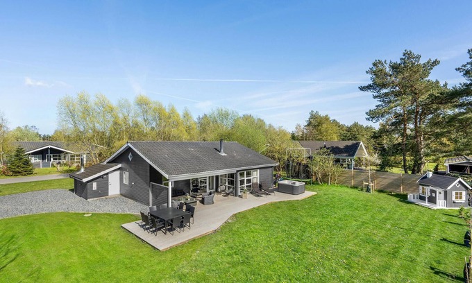 Marielyst House | Stunning home in Væggerløse with sauna