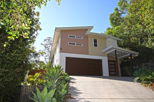 Coolum Beach House | Stunning Home With Spectacular Views