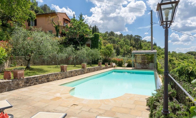 Castiglion Fiorentino House | Stunning private villa for 6 people with WIFI, private pool, TV, patio and pets allowed