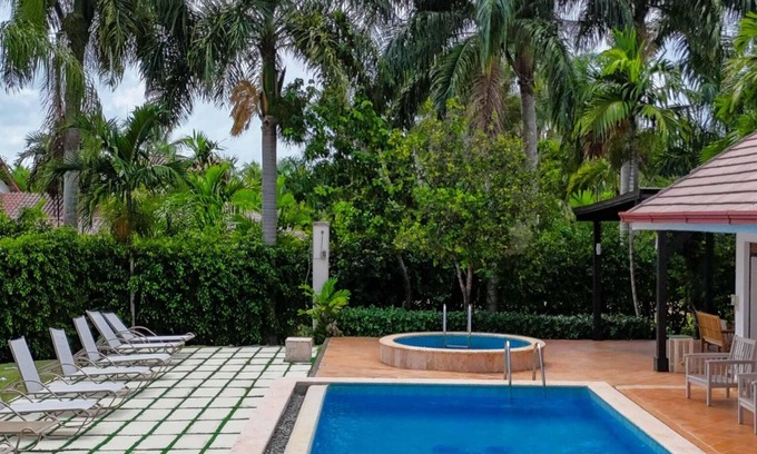 Casa de Campo Villa | 🏡 Stunning Luxury Villa for Sale and Rent - Casa de Campo