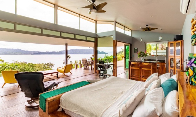 Cobano House | Stunning Ocean View, Open Design Bungalow w/POOL & AC *4x4 vehicule recommended