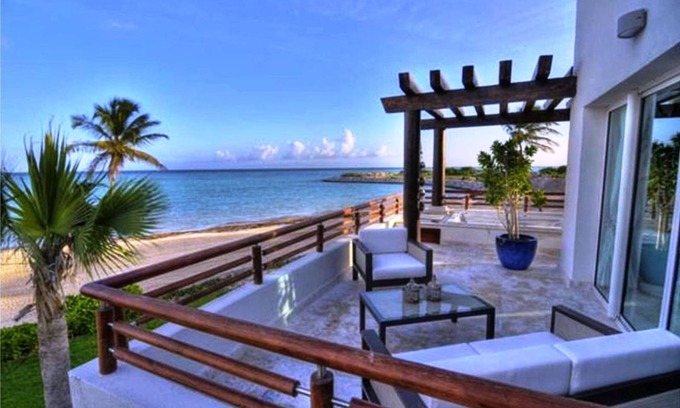 Cap Cana Marina Apartment | Stunning Ocean View 2 Bedroom Condo with Jacuzzi! Sleeps 4