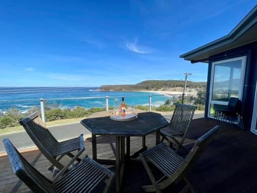 Kioloa House | Stunning Ocean Views - overlooking Merry Beach