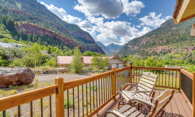 Ridgway House | Stunning Ouray Escape w/Panoramic Mountain Views!
