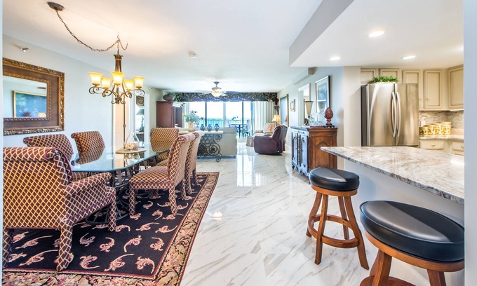 Holiday Isle Condo | 🌴Stunning Panoramic Gulf Views~Boat Slip~Huge Balcony~2BR Waterview Towers 202