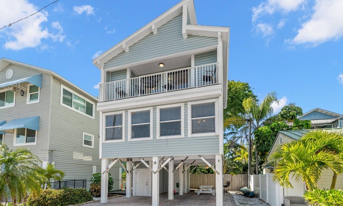 Sunset Beach House | Stunning Pet-Friendly Beach Home, Short Walk to the Beach