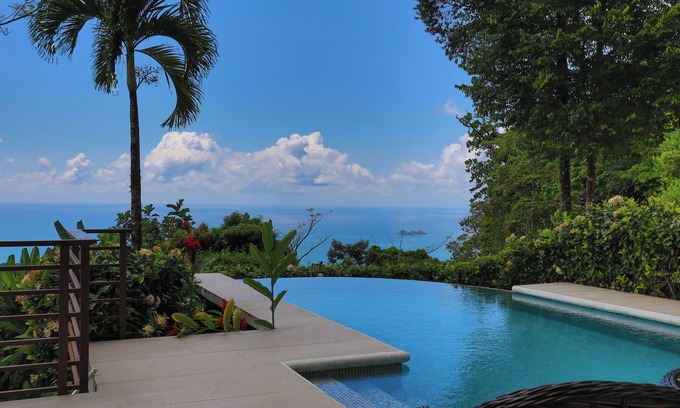 Ballena Villa | Stunning Private Ocean View 4-bedroom Villa & Casita in Uvita Ojochal Dominical!