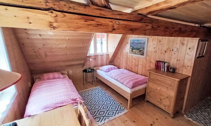 Korenov Villa | Stunning private villa for 5 people with WIFI and terrace