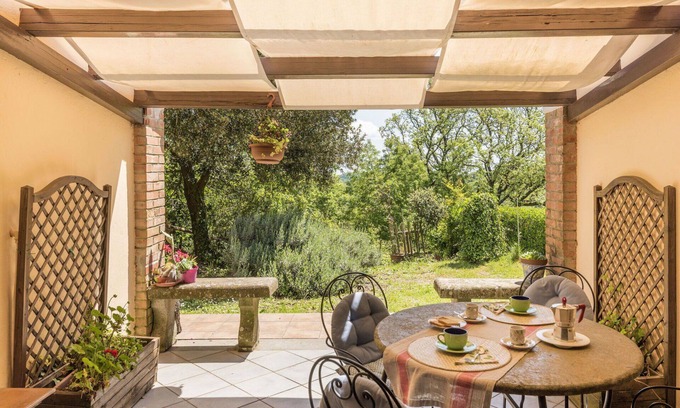 Allumiere House | Stunning private villa for 7 guests with WIFI, TV, terrace, pets allowed and parking