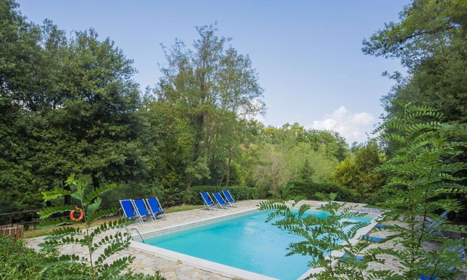 Lorenzana House | Stunning private villa for 10 people with pool, WIFI, balcony, pets allowed and panoramic view